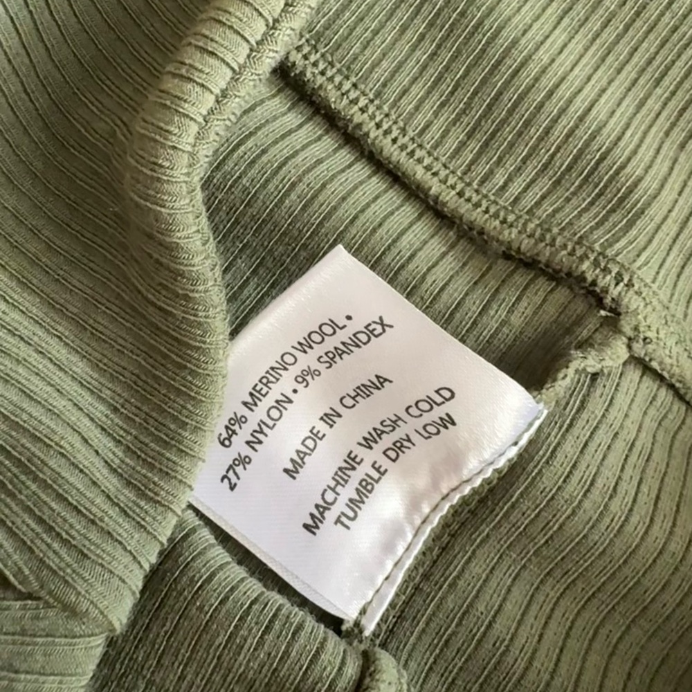NWT Woolx | Miley Bike Shorts, Ribbed Merino Wool w/ Pockets, Green Meadow, Sz M - Picture 7 of 10